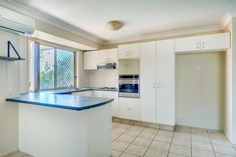 Photo - 33 Jubilee Avenue, Forest Lake QLD 4078 - Image 4