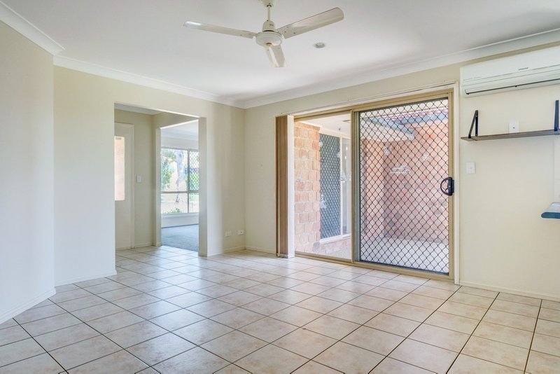 Photo - 33 Jubilee Avenue, Forest Lake QLD 4078 - Image 6