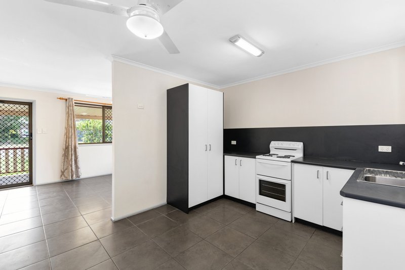 Photo - 33 Jubilee Street, Caboolture QLD 4510 - Image 8