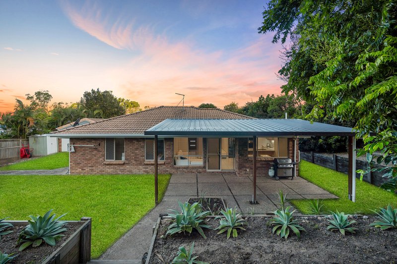 Photo - 33 Kaiser Drive, Windaroo QLD 4207 - Image 13