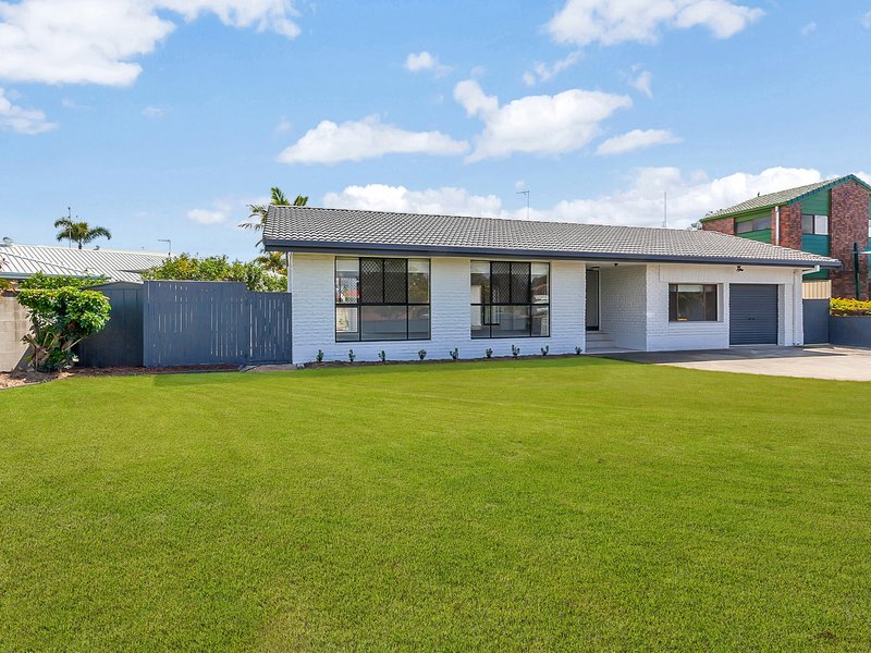 Photo - 33 Karbunya Street, Mermaid Waters QLD 4218 - Image 14