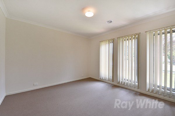 Photo - 33 Kathryn Road, Knoxfield VIC 3180 - Image 6