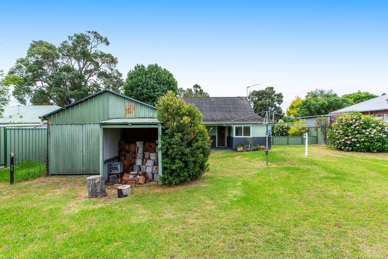 Photo - 33 Kearney Street, Nannup WA 6275 - Image 12