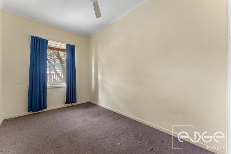Photo - 33 Kelsey Road, Salisbury North SA 5108 - Image 10