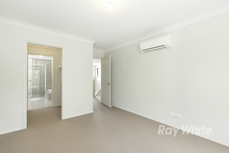 Photo - 33 Kestrel Circuit, Shortland NSW 2307 - Image 7