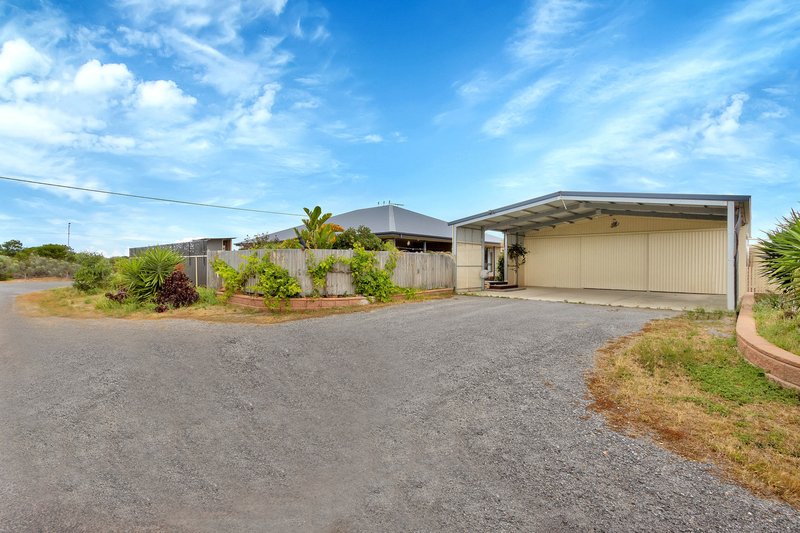 Photo - 33 Kestrel Crescent, Thompson Beach SA 5501 - Image 4