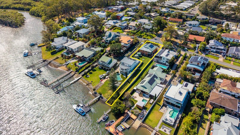 Photo - 33 Lachlan Drive, Coomera QLD 4209 - Image 5