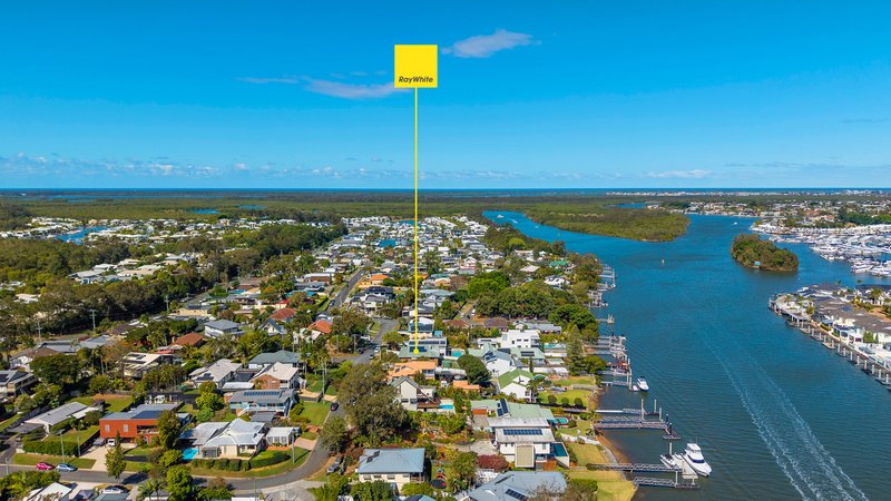 Photo - 33 Lachlan Drive, Coomera QLD 4209 - Image 14