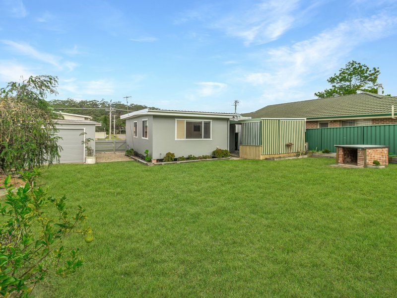 Photo - 33 Lakehaven Drive, Sussex Inlet NSW 2540 - Image 9