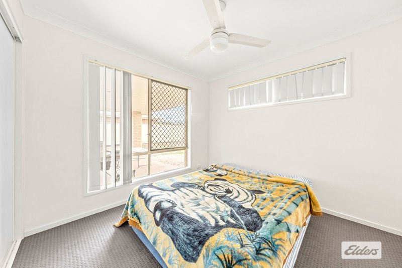 Photo - 33 Lakeside Drive, Emerald QLD 4720 - Image 10