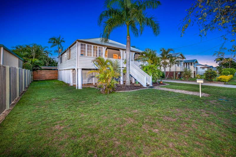 Photo - 33 Lamb Street, Walkervale QLD 4670 - Image 2