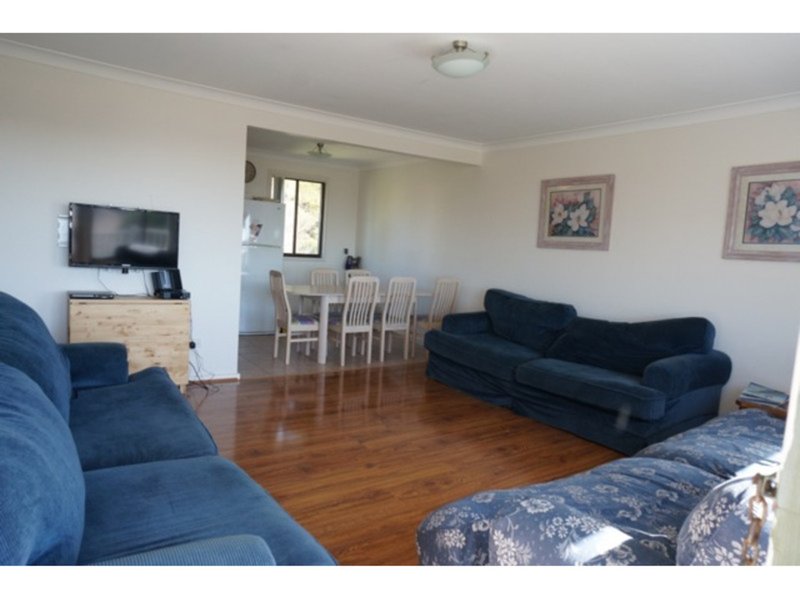 Photo - 33 Lambs Crescent, Vincentia NSW 2540 - Image 6