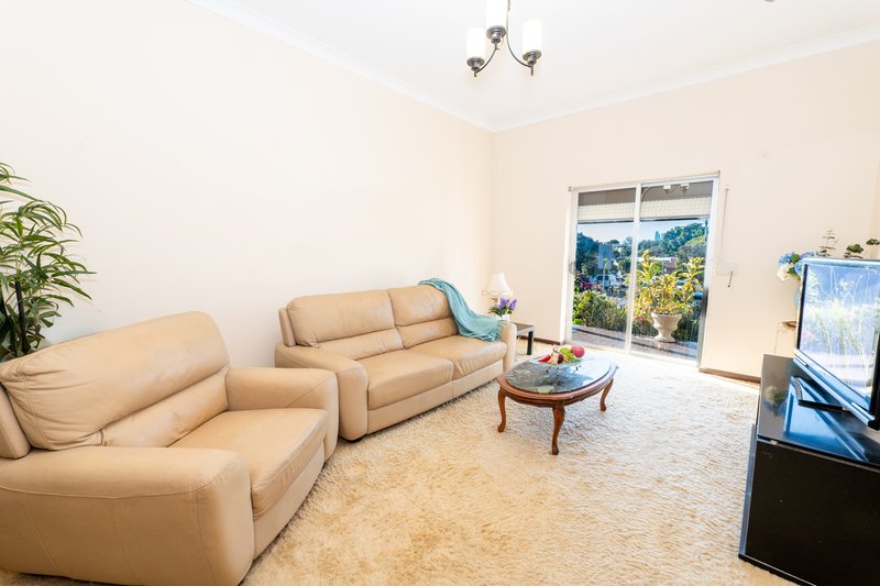 Photo - 33 Lamrock Ave , Russell Lea NSW 2046 - Image 5