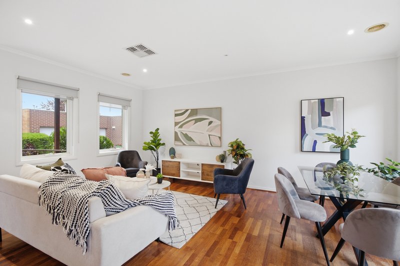 Photo - 3/3 Langwith Avenue, Boronia VIC 3155 - Image 2