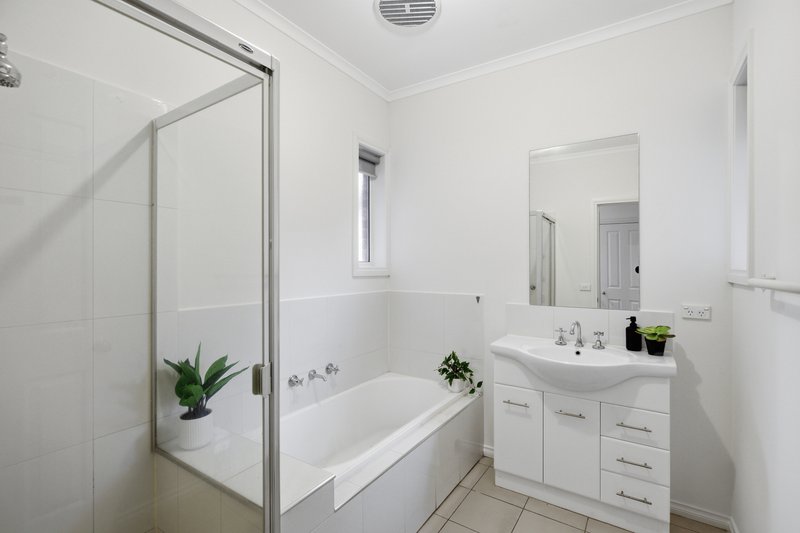 Photo - 3/3 Langwith Avenue, Boronia VIC 3155 - Image 10