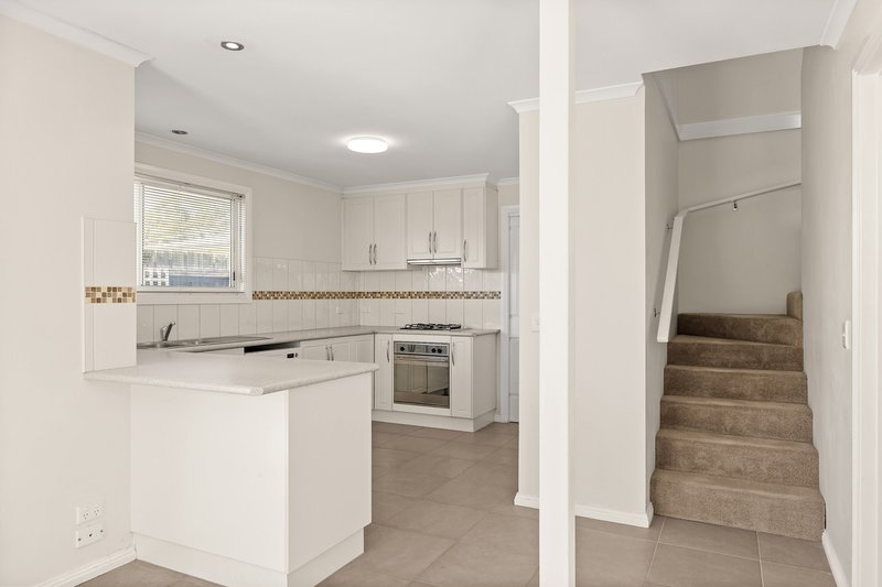Photo - 33 Lansell Road, Cowes VIC 3922 - Image 5