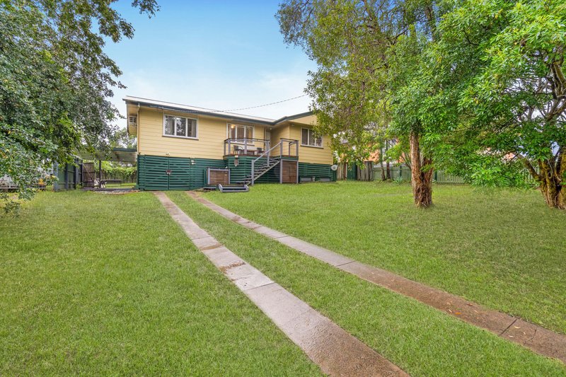 33 Larsen Street, Leichhardt QLD 4305