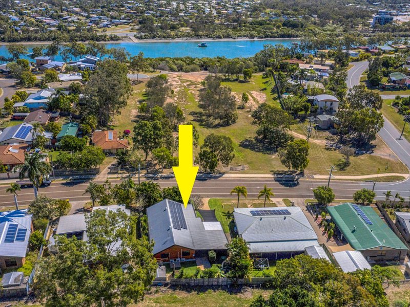 Photo - 33 Latrobe Street, Tannum Sands QLD 4680 - Image 17