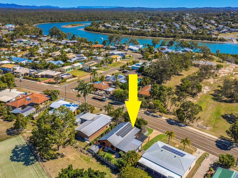 Photo - 33 Latrobe Street, Tannum Sands QLD 4680 - Image 18