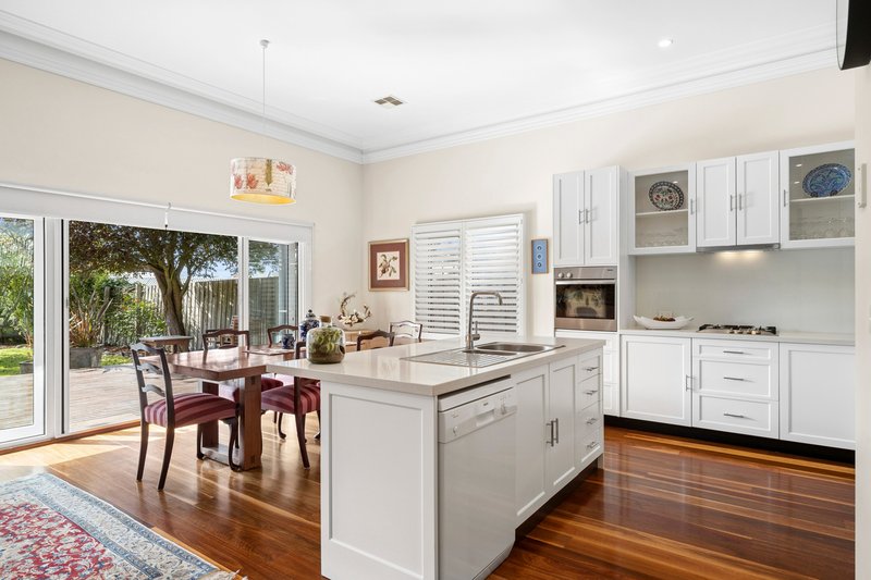Photo - 33 Lauriston Street, Kyneton VIC 3444 - Image 4