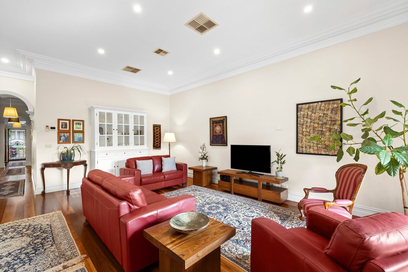 Photo - 33 Lauriston Street, Kyneton VIC 3444 - Image 6