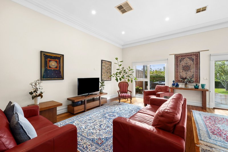 Photo - 33 Lauriston Street, Kyneton VIC 3444 - Image 7