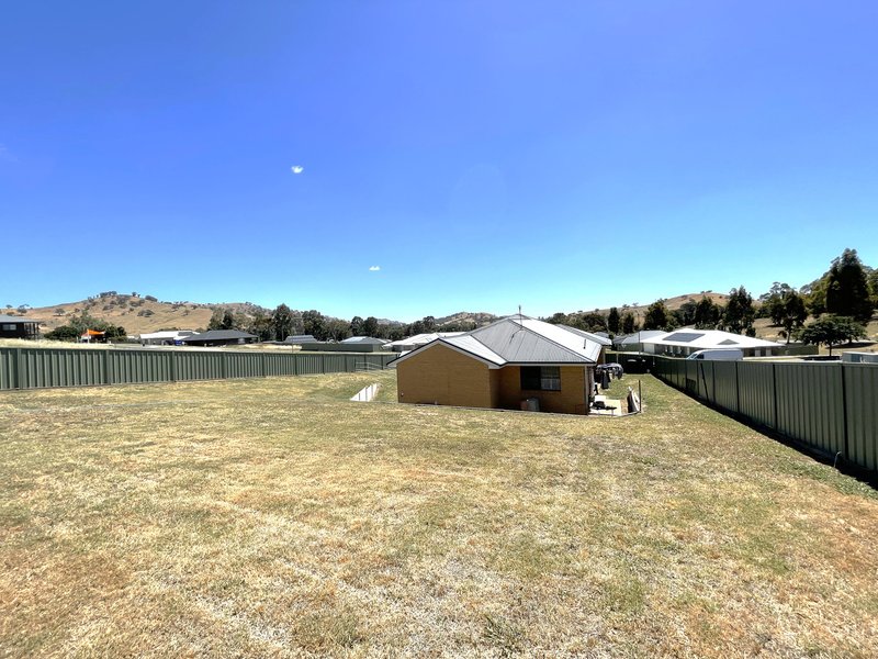 Photo - 33 Lawson Drive, Gundagai NSW 2722 - Image 17