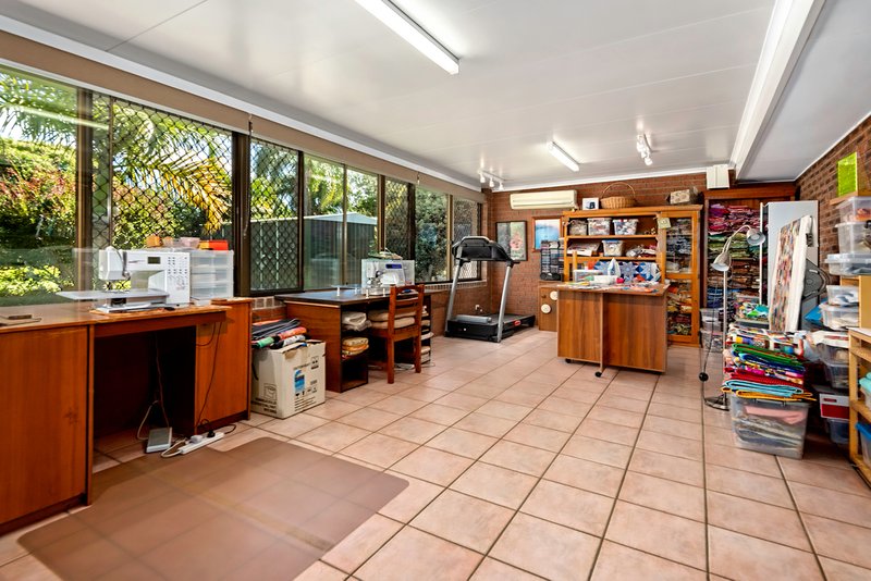 Photo - 33 Leanne Street, Marsden QLD 4132 - Image 4