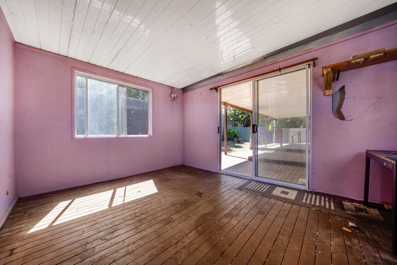 Photo - 33 Leichhardt Street, Logan Central QLD 4114 - Image 11