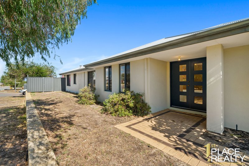 Photo - 33 Lemon Gum Drive, Baldivis WA 6171 - Image 2