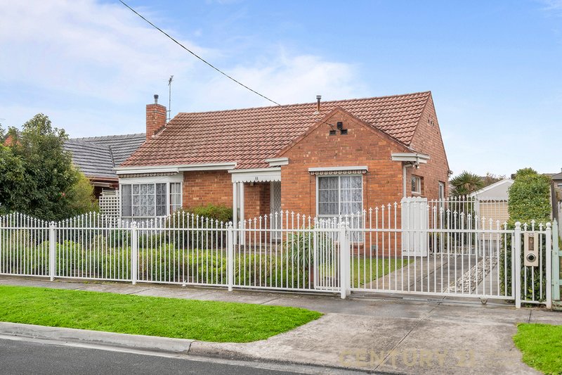 33 Lewis Street, Springvale VIC 3171