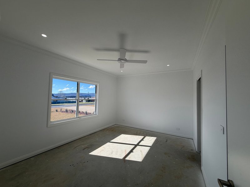 Photo - 33 Lidsdale Street, Wallerawang NSW 2845 - Image 4