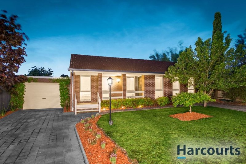 Photo - 33 Linsley Way, Wantirna VIC 3152 - Image 6