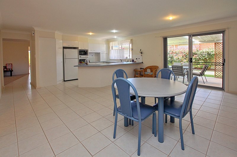 Photo - 33 Livistona Drive, Forster NSW 2428 - Image 5