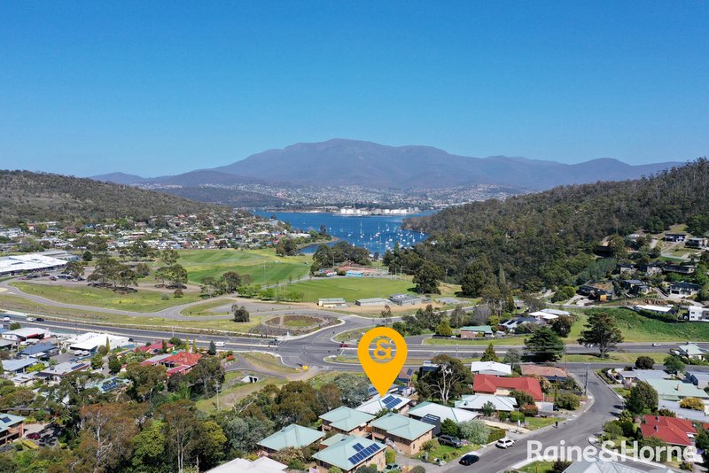 Photo - 3/3 Llenroc Street, Geilston Bay TAS 7015 - Image 13