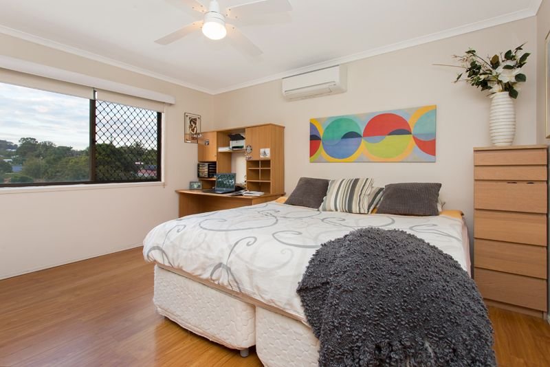 Photo - 33 Lobelia Avenue, Daisy Hill QLD 4127 - Image 11