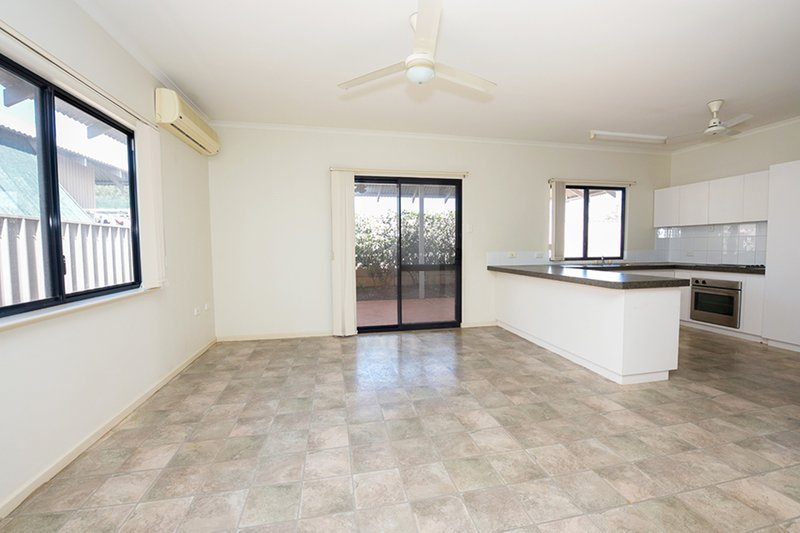 Photo - 3/3 Lockyer Street, Bulgarra WA 6714 - Image 2