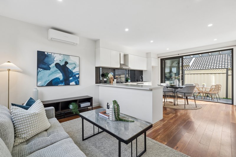 Photo - 3/3 Loddon Avenue, Reservoir VIC 3073 - Image 3