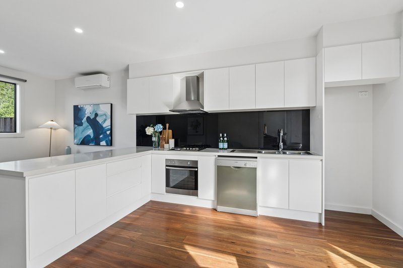 Photo - 3/3 Loddon Avenue, Reservoir VIC 3073 - Image 4