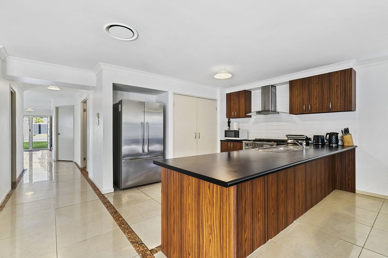 Photo - 33 Longland Street, Redcliffe QLD 4020 - Image 7