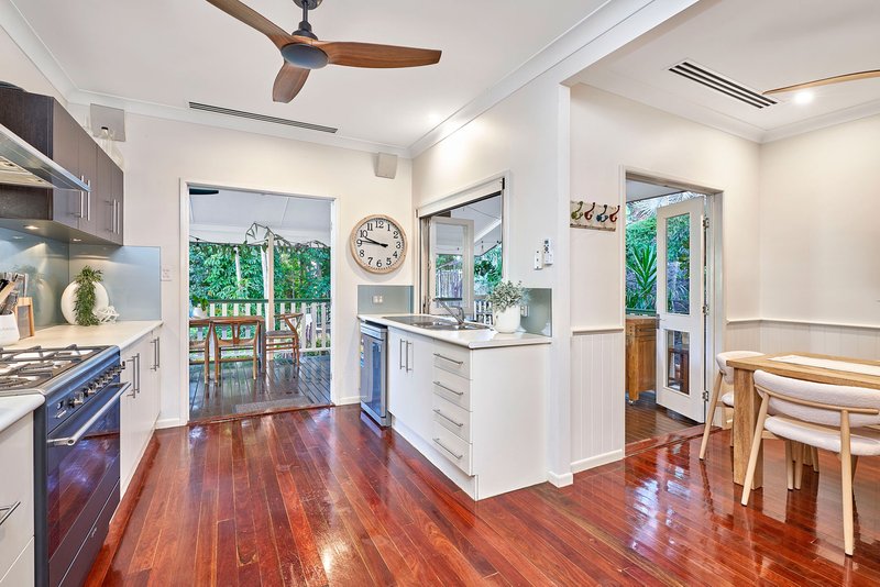 Photo - 33 Lookout Terrace, Trinity Beach QLD 4879 - Image 6