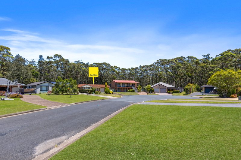 Photo - 33 Macleay Street, Narrawallee NSW 2539 - Image 17