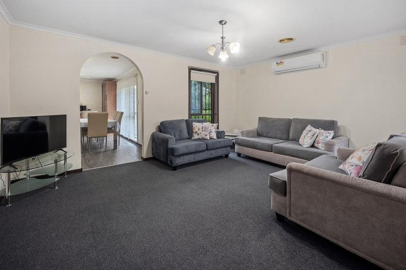 Photo - 33 Madera Drive, Thomastown VIC 3074 - Image 2