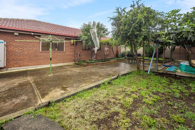 Photo - 33 Madera Drive, Thomastown VIC 3074 - Image 12