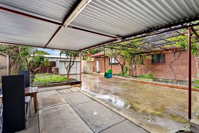 Photo - 33 Madera Drive, Thomastown VIC 3074 - Image 8