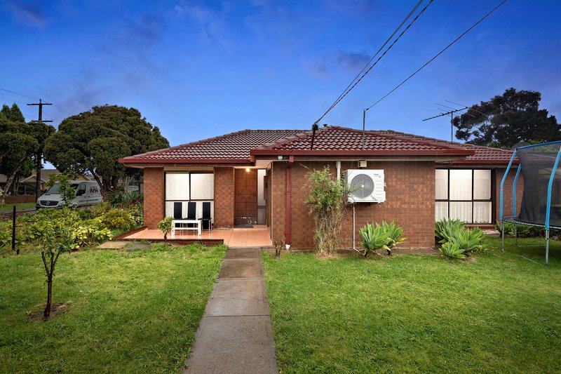 Photo - 33 Madera Drive, Thomastown VIC 3074 - Image 9