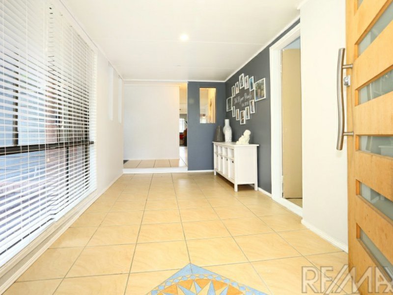 Photo - 33 Madigan Rd , Carrara QLD 4211 - Image 7