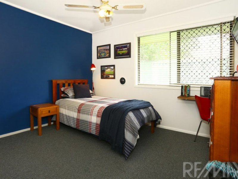 Photo - 33 Madigan Rd , Carrara QLD 4211 - Image 17