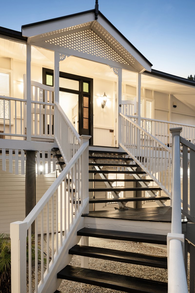 Photo - 33 Magdala Street, Ascot QLD 4007 - Image 2