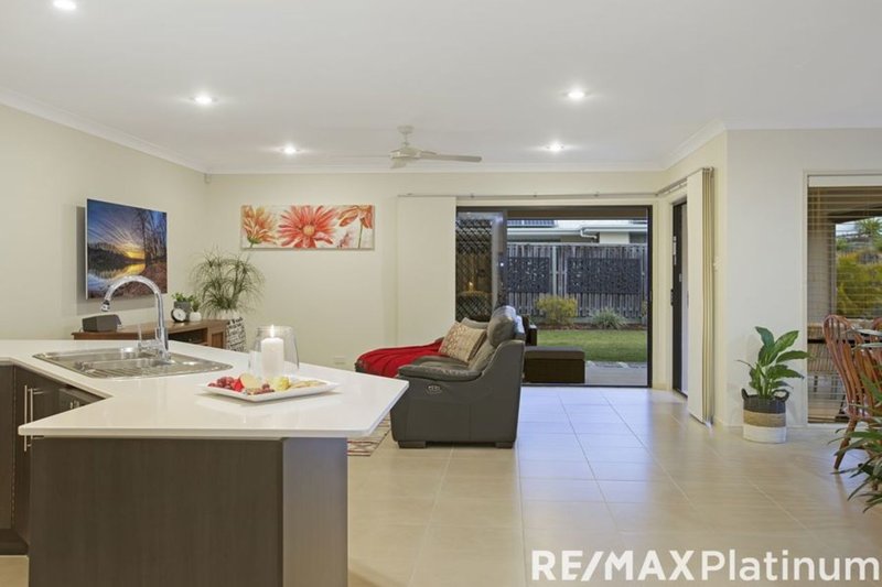 Photo - 33 Maidenhair Drive, Narangba QLD 4504 - Image 7